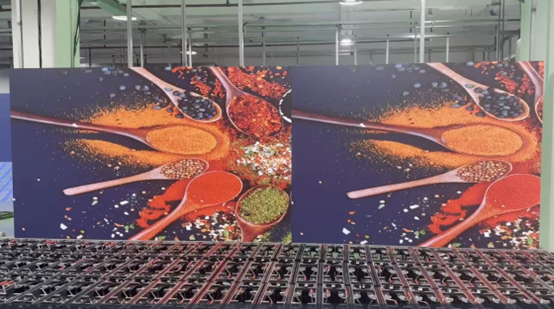 Outdoor LED Display P6 Pixel Pitch IP65 Waterproof 4500-5500cd/㎡ Brightness for Advertising and Commercial Use