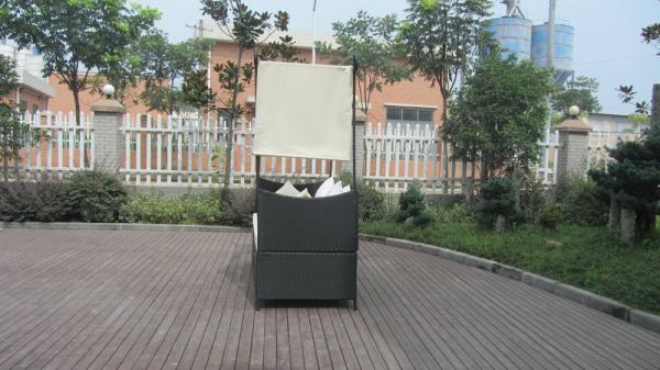 White Roofed Outdoor Rattan Daybed For Balcony / Poolside / Beach