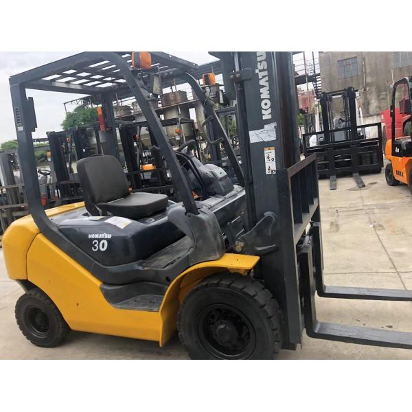 Used Komatsu Forklift 4000 kg 2 Tons 3 Tons 5 Tons Japan ISUZU Engine Performance
