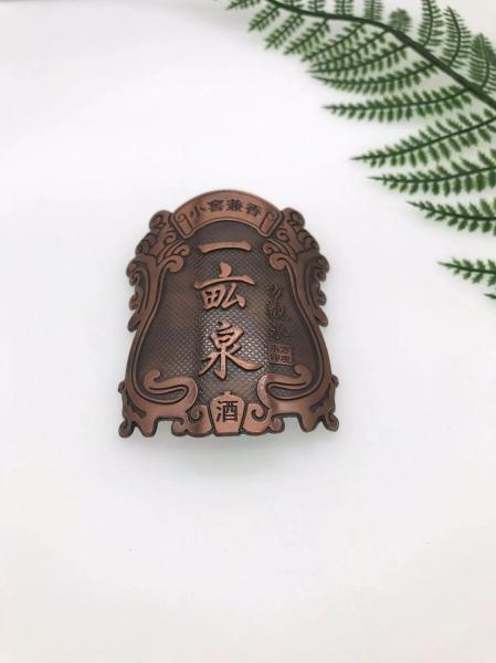Personalized Zamac nameplate metal logo zinc alloy brand logo for famous spirits