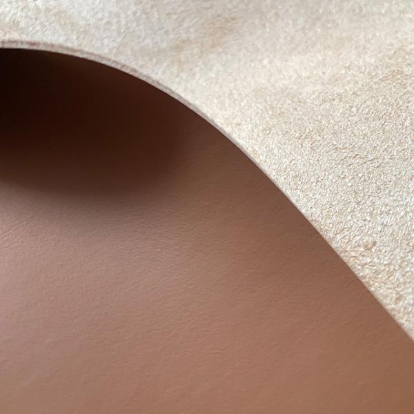 Breathable Microfiber Synthetic Leather Realistic Feel Easy Maintenance