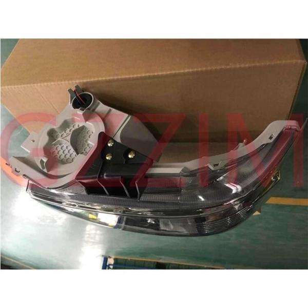 Lâmpadas de cabeça HID de remodelação de plástico ABS preto para automóveis para Toyota Hiace 2014