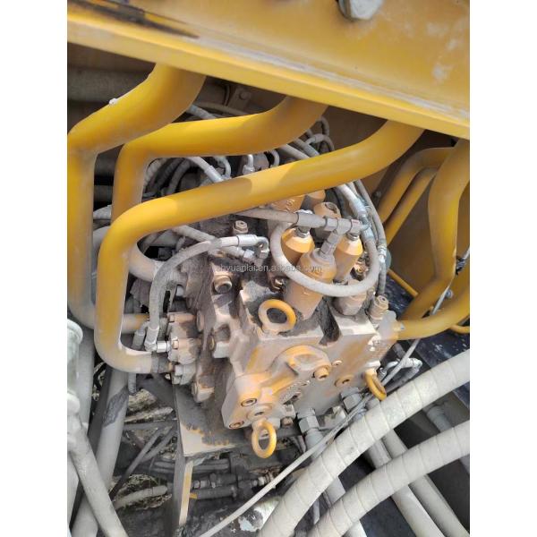 Оригинальный цвет гидравлического цилиндра, обеспечивающего оптимальную производительность экскаватора Sany 750