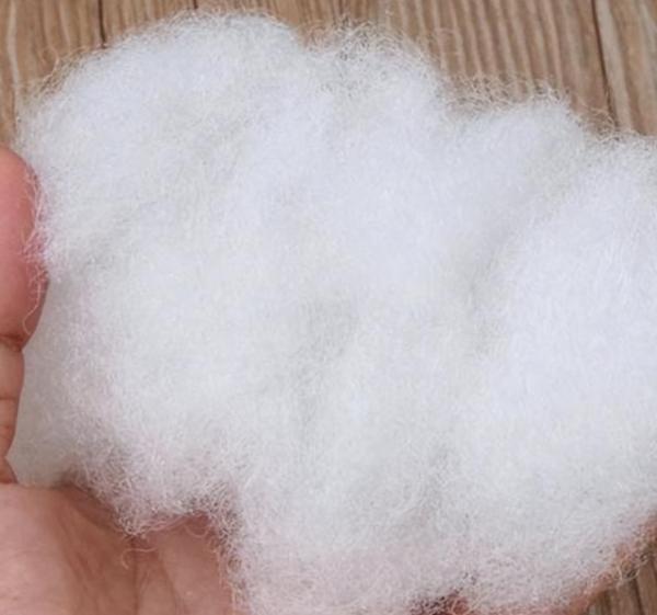 Fibre acrylique en peluche de jouet douceur de qualité supérieure durabilité