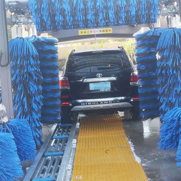 Сертифицированная по ISO14001 электрическая машина для стирки автомобилей с горячим оцинкованным материалом