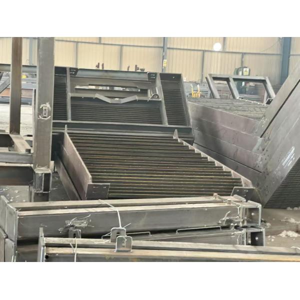 Escaleras exteriores de acero de grado industrial hermosas duraderas resistentes a la corrosión escaleras exteriores seguras hechas para fábricas industriales comerciales almacenes