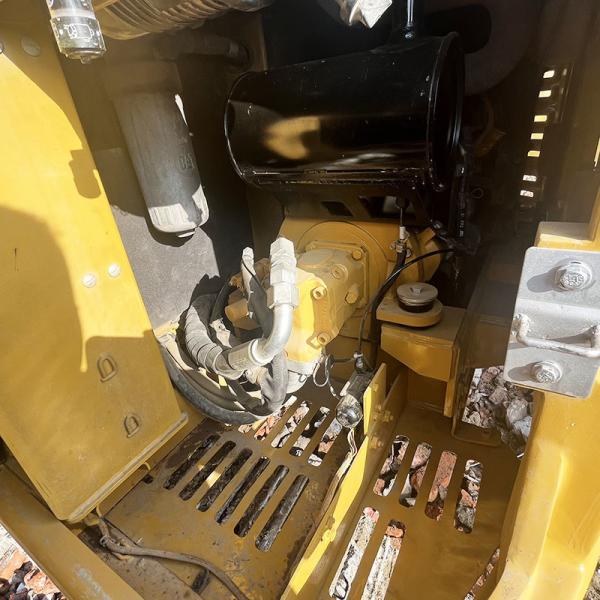 Used Caterpillar 305.5E2 Hydraulic Excavator 0.22m³ Bucket Capacity 34kw Rated Power