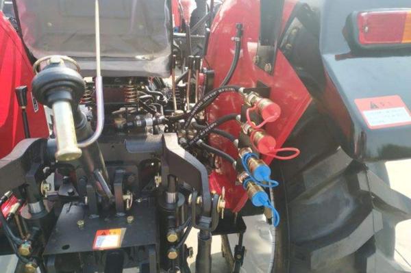 YTO ESK354 tractor with sunshade canopy is a compact, versatile 35HP agricultural machine