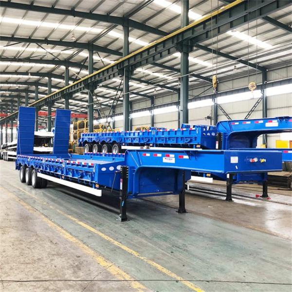 Tipo de neumáticos personalizables 12R22.5 de 3 ejes 12 neumáticos de cama baja semirremolque con JOST 2.0 pulgadas King Pin