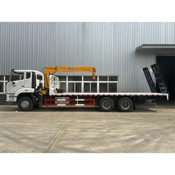 SINOTRUK HOWO 6x4 Flat Bed Truck Mounted Crane