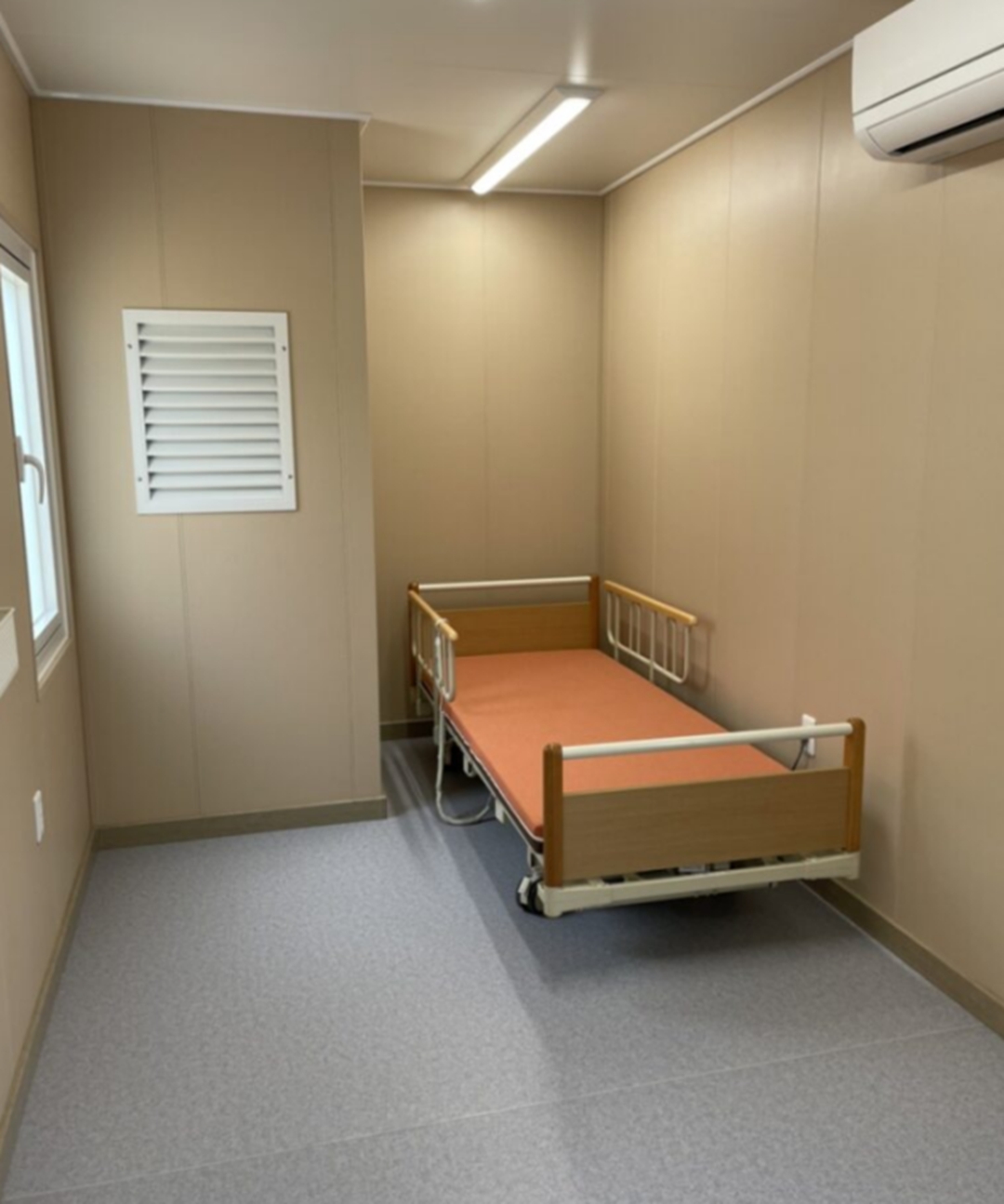 FOREMOST Detachable Modular Container Hospital Portable Mobile Medical Clinic Prefab Expandable Temporary Container House