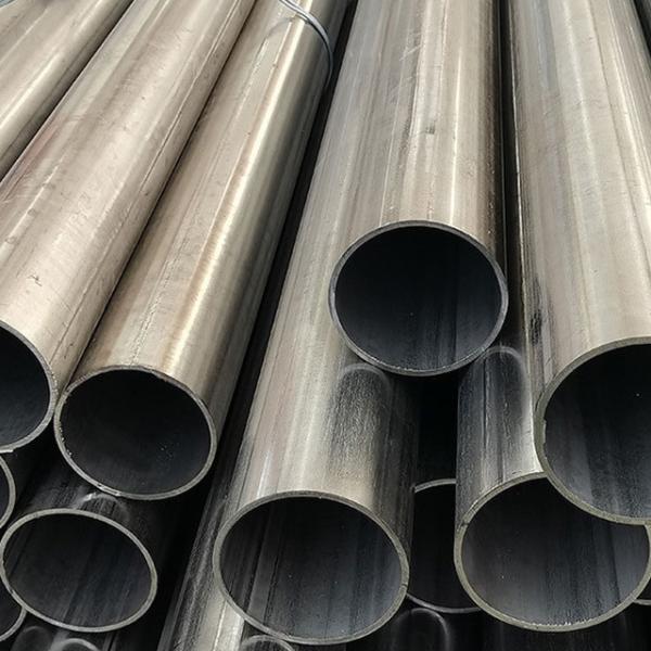 12M Longueur ASTM A36 S235jrg1 Q235 Q345 Pipe en acier galvanisé soudé carré/tube rond pour le transport par pipeline