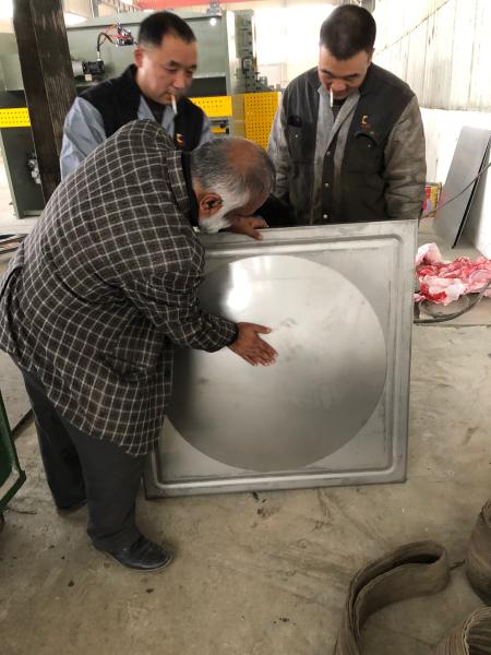 Equipamento de aço inoxidável da imprensa hidráulica de tanque de água com os 3 dados dos tamanhos
