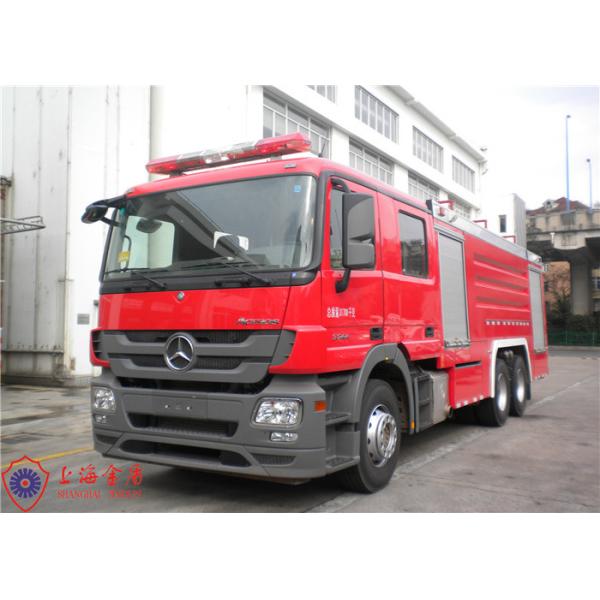 Шасси Мерседес пенятся противопожарный корабль 6X4 управляют 6 местами с насосом