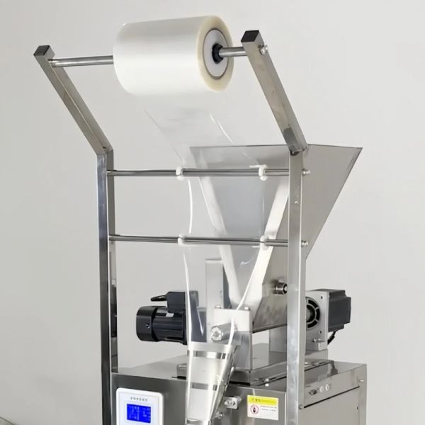 Flat Screw Automatic Powder Packing Machine 32cm Film Width Powder Packaging Equipment