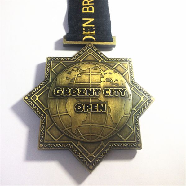 Gold medals,zinc alloy casting for Canadlan eagles football club tournament