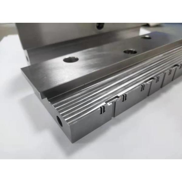 SKD61 Material High Precision Tolerance Multi-Cavity Container Mold for Disinfectant Spray Cap Mould