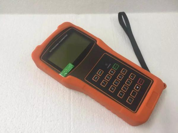 Handheld Ultrasonic Flow Meter 4-20mA Output Or 0-20mA Output