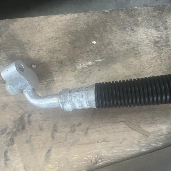 Tubo de ar condicionado 712W61942-0616/1 HOWO Peças de camião