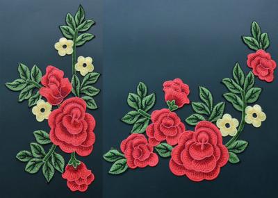 O decote colorido do poliéster bordou remendos do Applique/grandes remendos bordados da flor