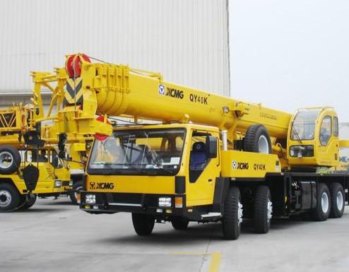 Longest Boom 45m XCMG RT50 50 Ton 4x4 All Wheel Drive Heavy Rough Terrain Tractor Crane For Europe