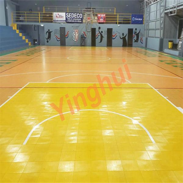 Modular Sport Woodgrain Basketball Flooring Interlocking UV Resistant For Volleyball Court