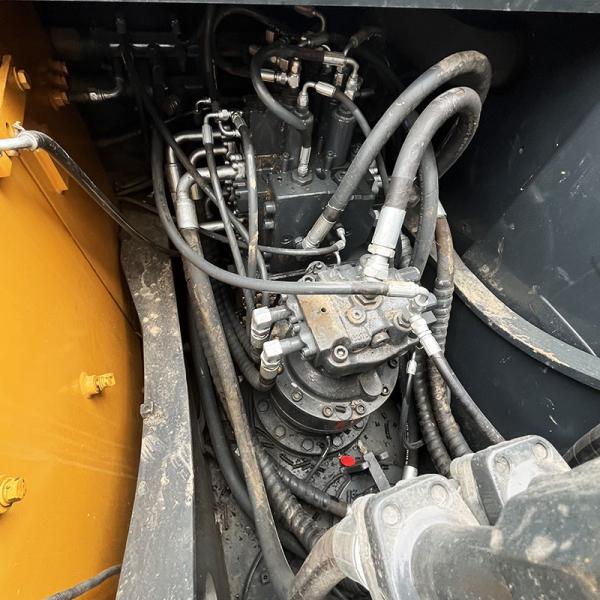 Старый экскаватор Hyundai 215 21 тонны тяжелый экскаватор Backhoe