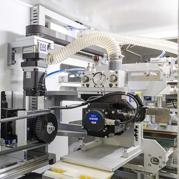 容易な操作 床底の生産ライン 250m/min 床底の機械