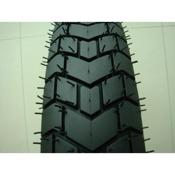 motorcycle tyre