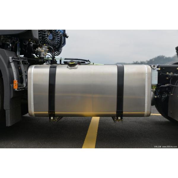 Dongfeng Tianlong KL 465 HP 6X4 Tractor Truck Head with Large Fuel Tank Capacity