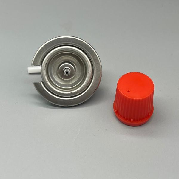 Une boîte d'aérosol durable pour le nettoyage domestique - Distribution et stockage fiables