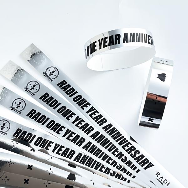 Personalized Logo Glitter Holographic Wristbands Perfect for Parties/Events