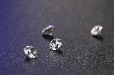 VVS Clarity Round Moissanite DEF 6.5mm With 57 Facted Cutting Type RM-036