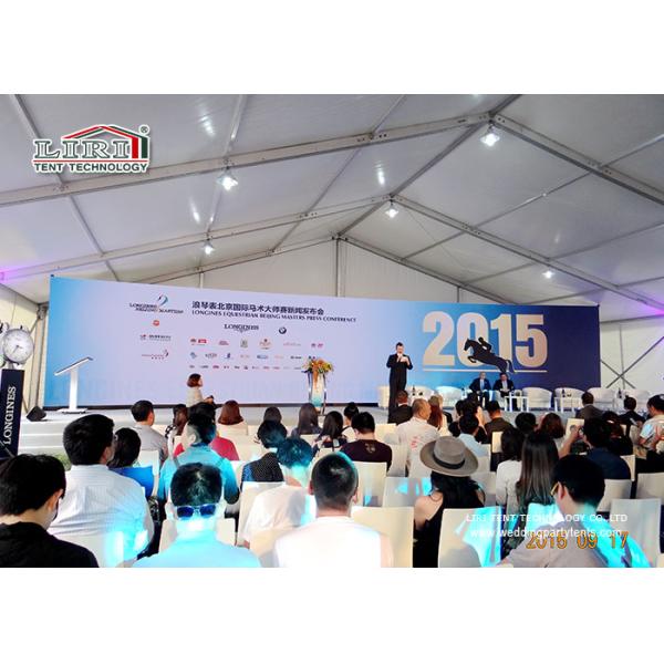 Блока шатер шатра вне белый с стеклянными стенами и стенами АБС для на открытом воздухе событий