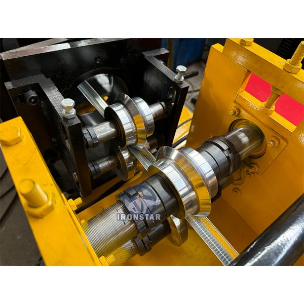“Egypt Market 20*20mm Corner Bead Angle Bead Roll Forming Machine Production Line ”