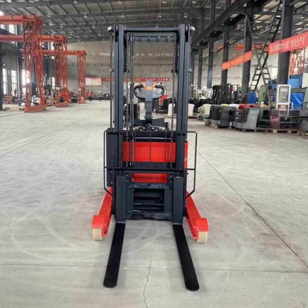 Red CQD15A-30 Walkie Stacker With Reach 1500kg Battery Reach Truck