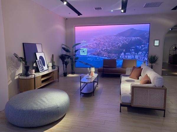 Ghalo 1000 * 250 mm écran LED léger monté sur le mur et installé rapidement à l'intérieur