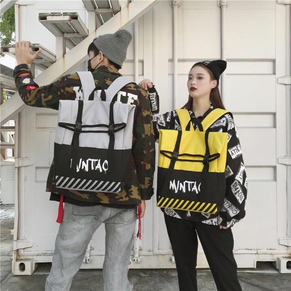 Ins is a hot seller of backpacks for male lovers, Korean version of fashion and individuality bag