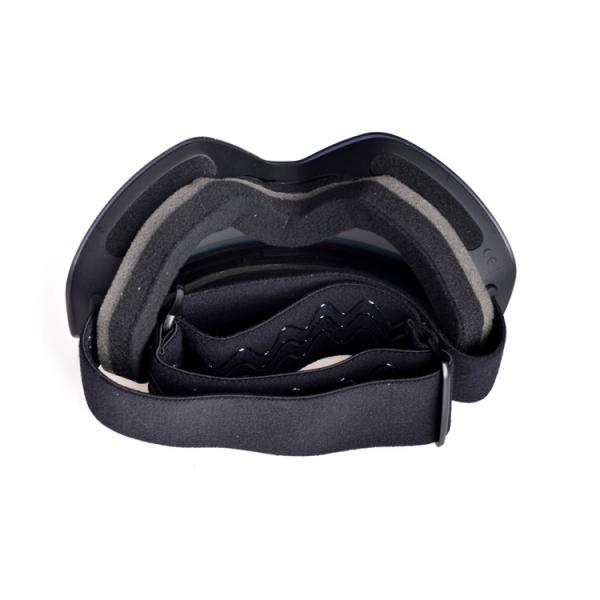 Fog Free Photochromic Ski Goggles 100% UV400 Protection Long Elastic Strap