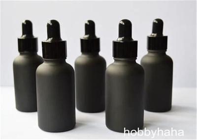 Las botellas de cristal del dropper del color negro de la farmacia, alisan las botellas abiertas del dropper 30ml