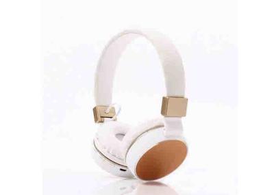 Lightweight Over Ear Bluetooth Stereo Headphones 120 Standby Time 3 . 7V