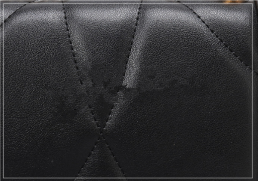 Fashion Real Cow Leather Small Square Quilted Bag With Gold Metal Accessory