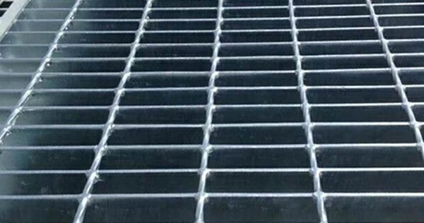 Серебряная белая гальванизированная нажимная накладка скрежетать металла стальная