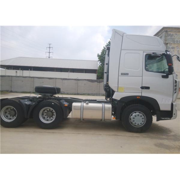 371HP 6x4 10 Wheeler Sinotruk Howo A7 Tractor Truck Tractor Head Optional Driving