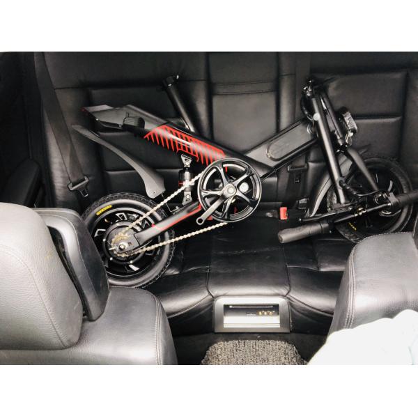 Intelligent City Portable Folding Electric Bike 12 Inch With High Carbon Steel