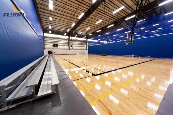 Divide eficientemente tu espacio deportivo con cortinas divisorias personalizables