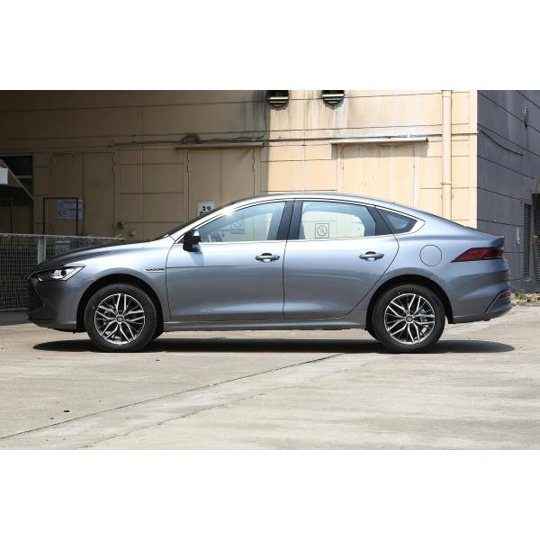 Spacious 5-Seater Compact Sedan BYD Qin Plus Dm-2024 Dm-I Honor Version 120Km PHEV Car