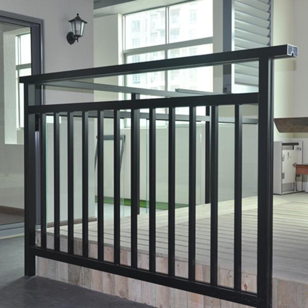 Custom Length 6063 Aluminium Balustrade Balcony Glass Handrails