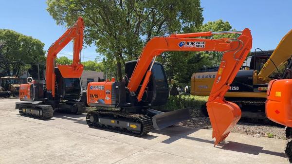 6510kg Venda Quente Segunda mão Em bom estado Hitachi EX70 40,5KW de potência com 0,3 m3 Capacidade de balde