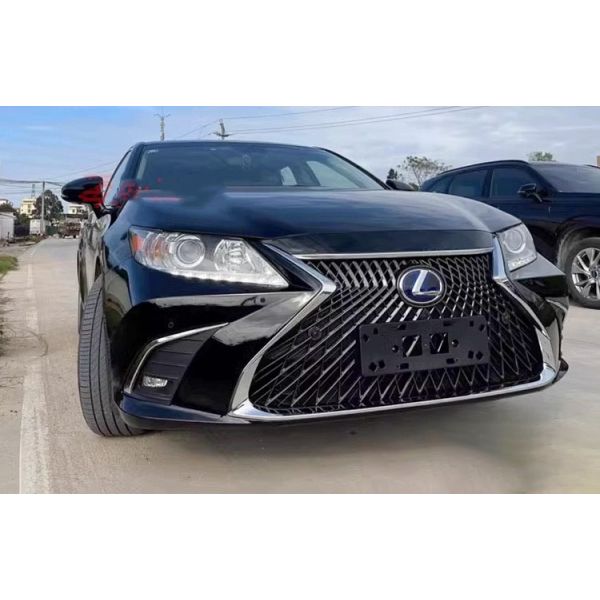 Upgrade Body Kit Bumper for Lexus 2013-2014 ES300h ES250 Models Modified to LS Style Front Bumper with Grille